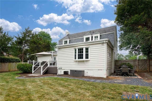 7108 Three Chopt Rd, Henrico, VA 23226