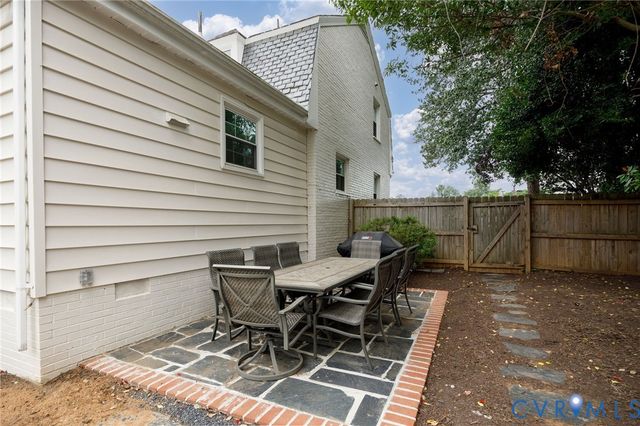 7108 Three Chopt Rd, Henrico, VA 23226