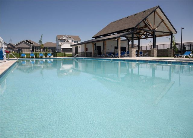 27118 E Oak View Drive, Lee's Summit, MO 64086