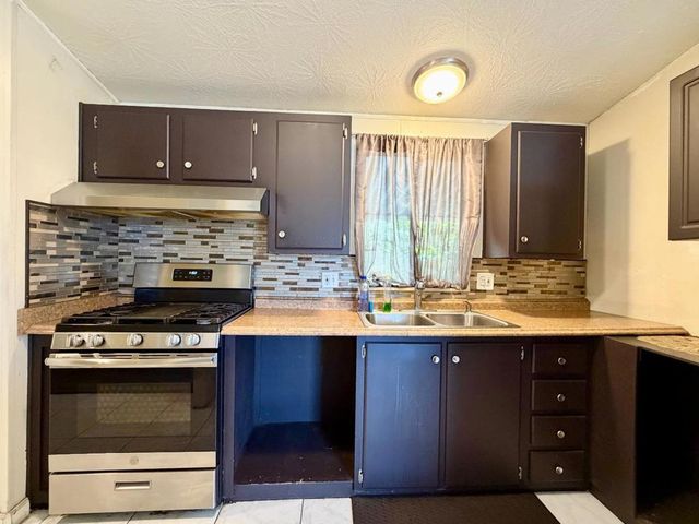 2855 Senter, San Jose, CA 95111