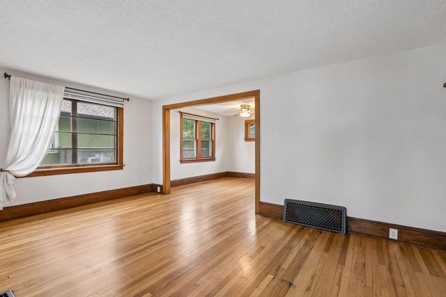 4156 Minnehaha Avenue, Minneapolis, MN 55406
