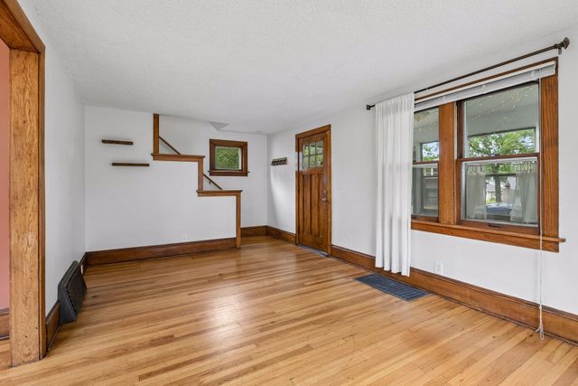 4156 Minnehaha Avenue, Minneapolis, MN 55406