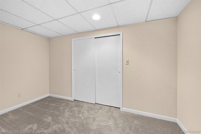 3118 Lindenwood Drive, Dearborn, MI 48120