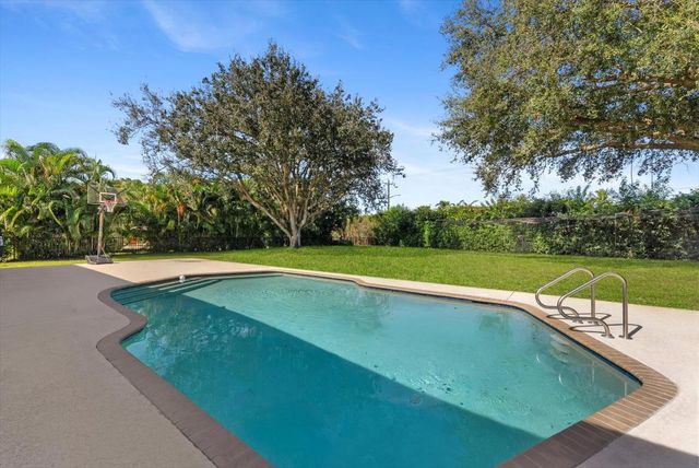4429 Woodfield Boulevard, Boca Raton, FL 33434