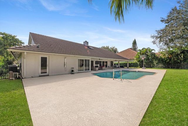 4429 Woodfield Boulevard, Boca Raton, FL 33434