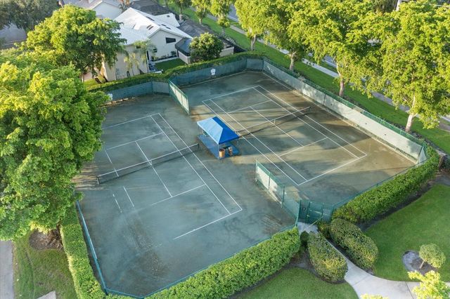 4429 Woodfield Boulevard, Boca Raton, FL 33434