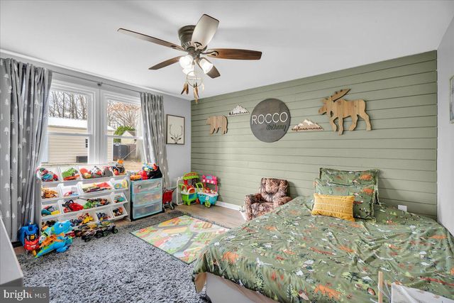 4 PIN OAK DR, Atco, NJ 08004