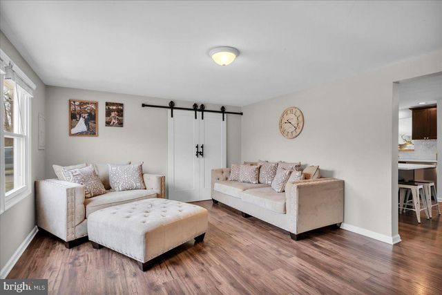 4 PIN OAK DR, Atco, NJ 08004