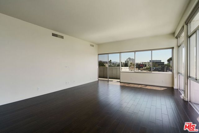 7135 Hollywood Boulevard 402, Los Angeles, CA 90046