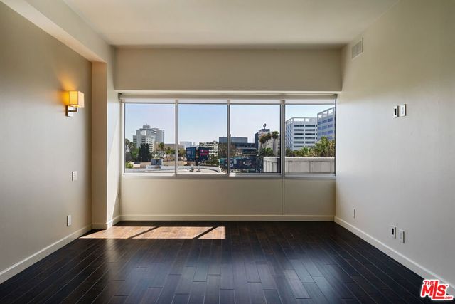 7135 Hollywood Boulevard 402, Los Angeles, CA 90046