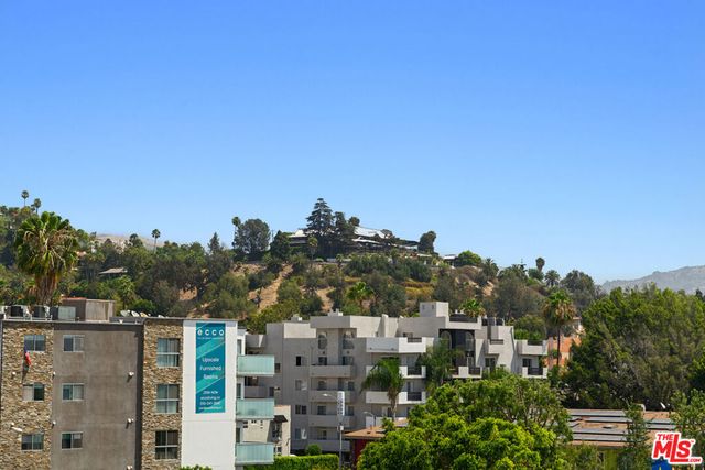 7135 Hollywood Boulevard 402, Los Angeles, CA 90046