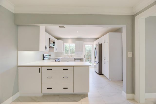 2603 NE 35th Street, Fort Lauderdale, FL 33306