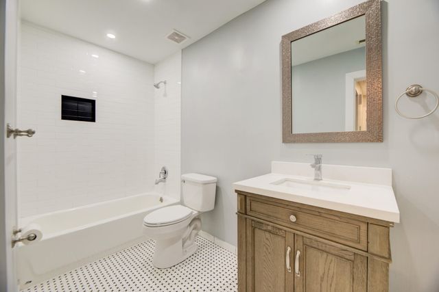 2603 NE 35th Street, Fort Lauderdale, FL 33306