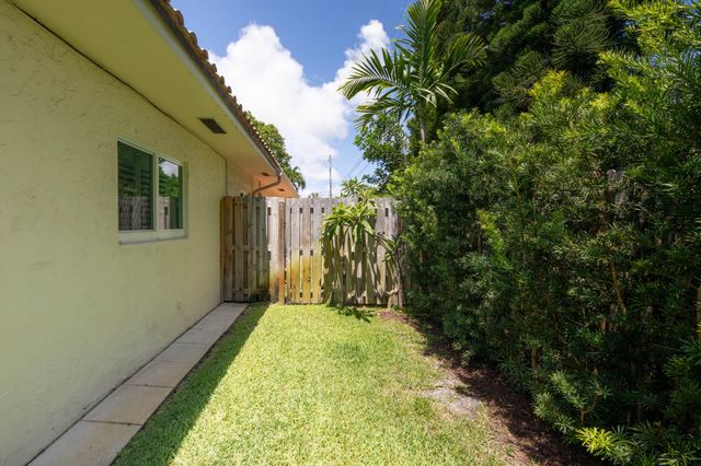 2603 NE 35th Street, Fort Lauderdale, FL 33306