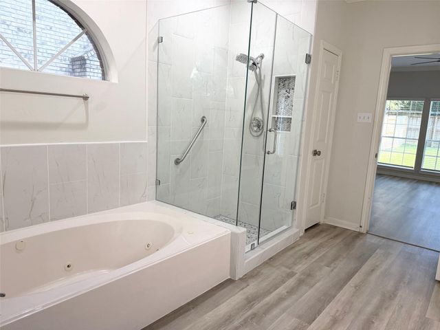 4226 Roaring Rapids Drive, Pasadena, TX 77059