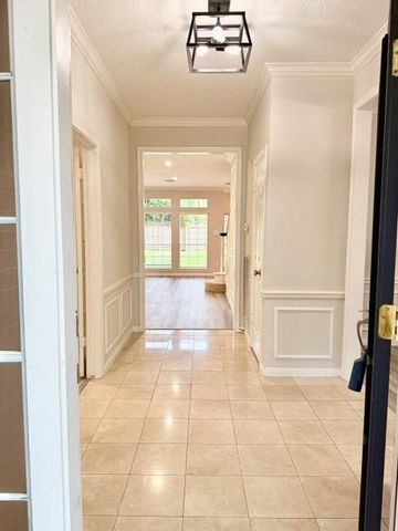 4226 Roaring Rapids Drive, Pasadena, TX 77059
