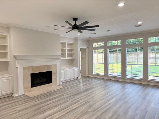 4226 Roaring Rapids Drive, Pasadena, TX 77059