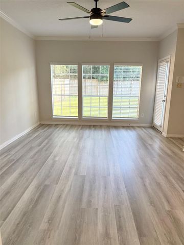 4226 Roaring Rapids Drive, Pasadena, TX 77059