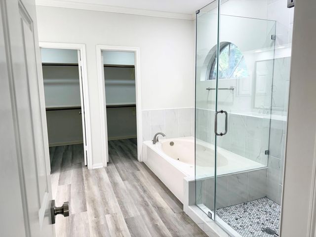 4226 Roaring Rapids Drive, Pasadena, TX 77059
