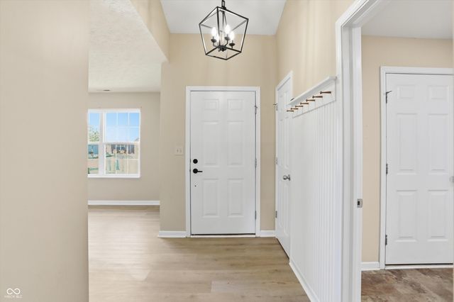 1245 Fiesta Drive, Franklin, IN 46131