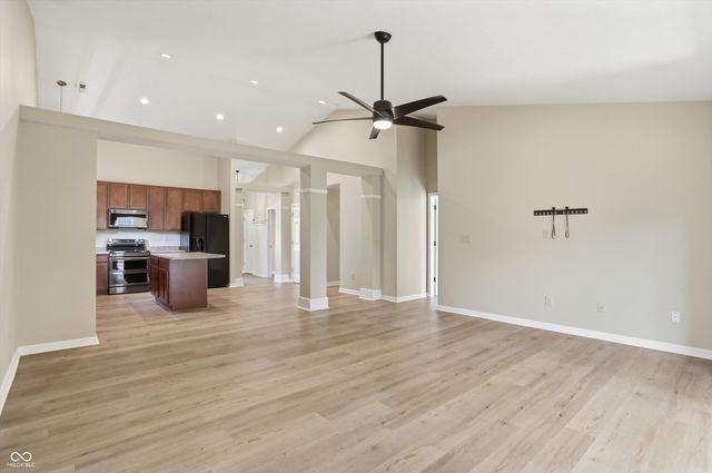 1245 Fiesta Drive, Franklin, IN 46131