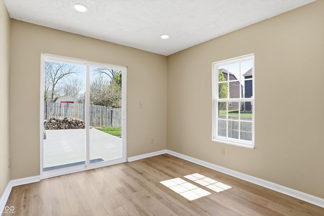 1245 Fiesta Drive, Franklin, IN 46131