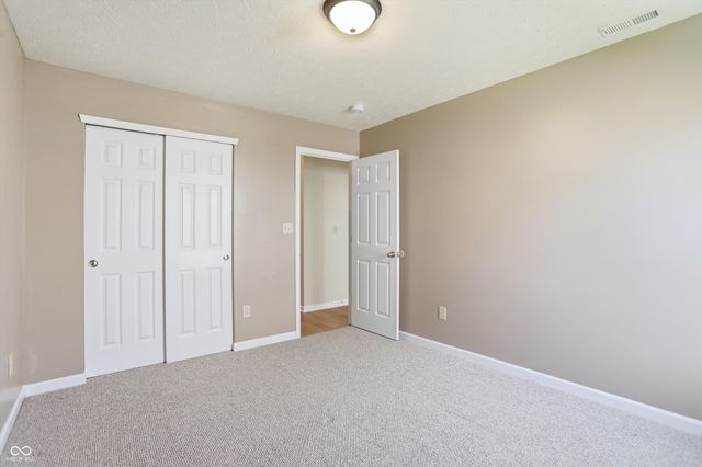 1245 Fiesta Drive, Franklin, IN 46131