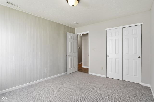 1245 Fiesta Drive, Franklin, IN 46131