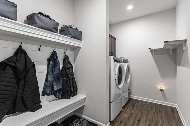 727 Belmont DRIVE, Watertown, WI 53094