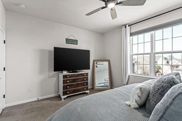 727 Belmont DRIVE, Watertown, WI 53094