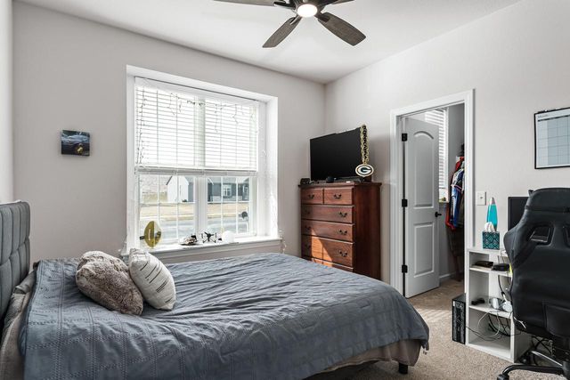 727 Belmont DRIVE, Watertown, WI 53094