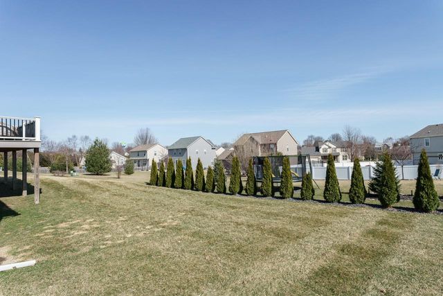 727 Belmont DRIVE, Watertown, WI 53094