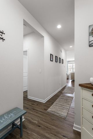 727 Belmont DRIVE, Watertown, WI 53094