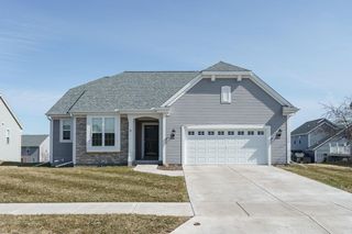 727 Belmont DRIVE, Watertown, WI 53094