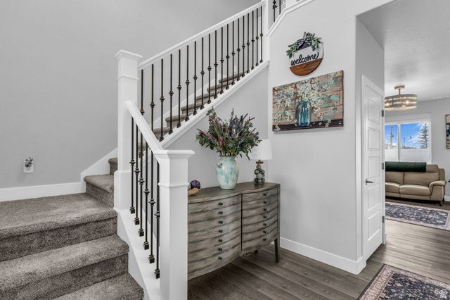 2049 W NATALIE AVE, Syracuse, UT 84075