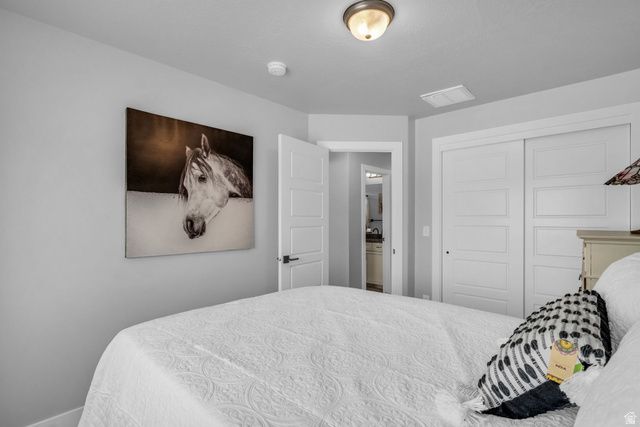 2049 W NATALIE AVE, Syracuse, UT 84075