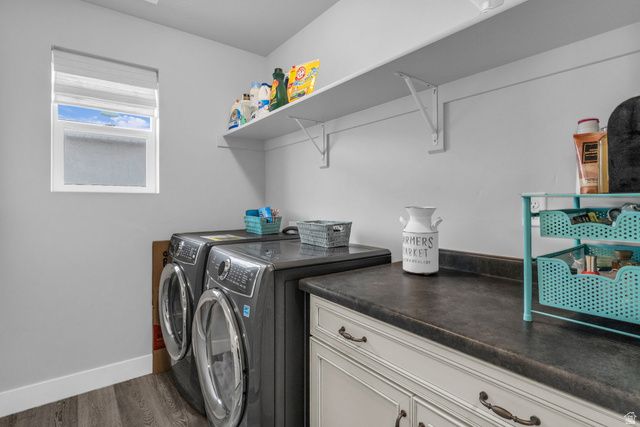 2049 W NATALIE AVE, Syracuse, UT 84075