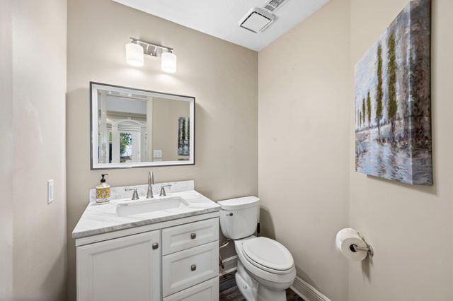 151 Lake Oaks Boulevard, Coldspring, TX 77331
