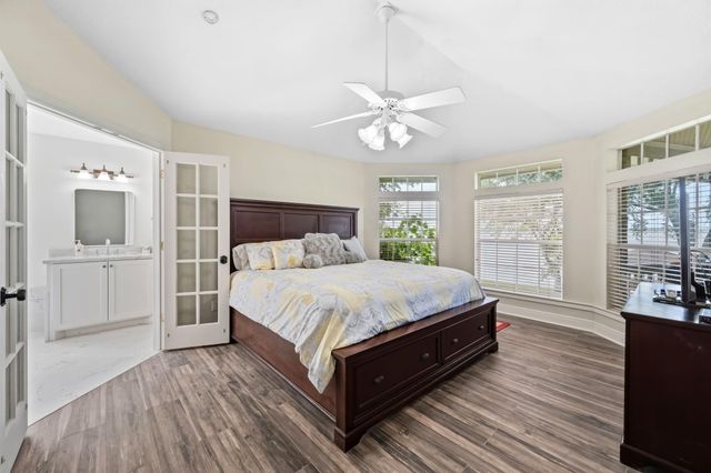 151 Lake Oaks Boulevard, Coldspring, TX 77331