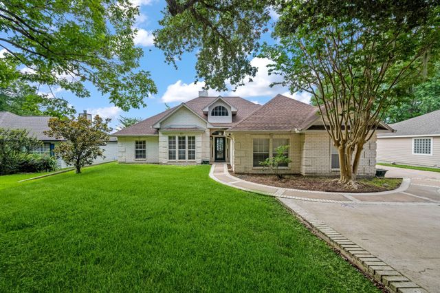 151 Lake Oaks Boulevard, Coldspring, TX 77331