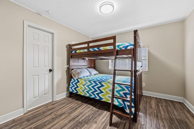 151 Lake Oaks Boulevard, Coldspring, TX 77331