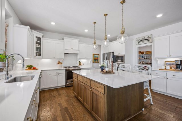 19462 Meadow Rue Court, Corcoran, MN 55340