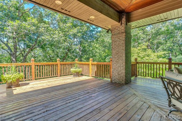 108 Bluffs Place, Eureka, MO 63025