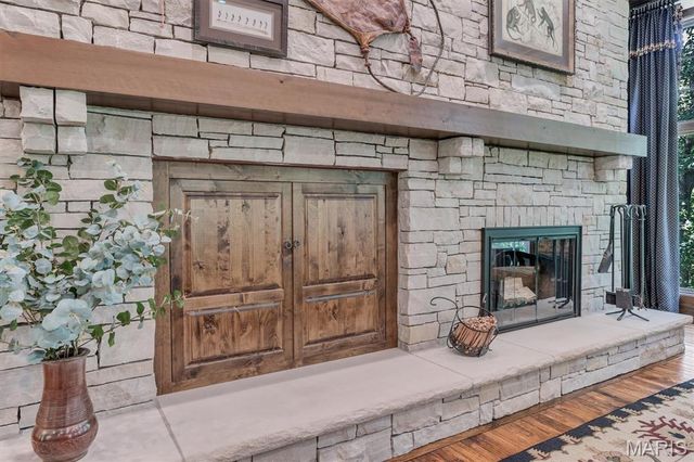 108 Bluffs Place, Eureka, MO 63025