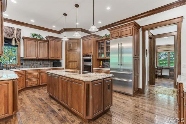108 Bluffs Place, Eureka, MO 63025