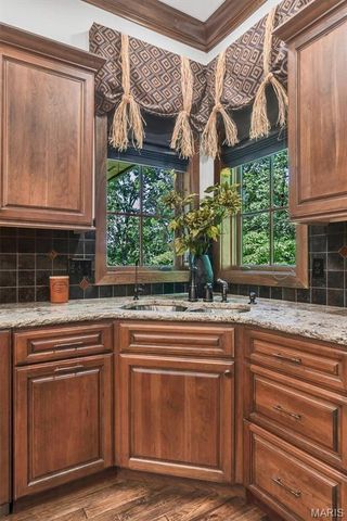 108 Bluffs Place, Eureka, MO 63025