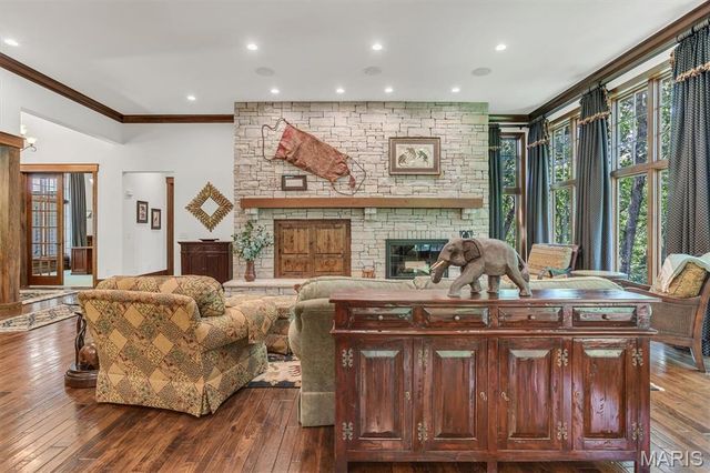 108 Bluffs Place, Eureka, MO 63025