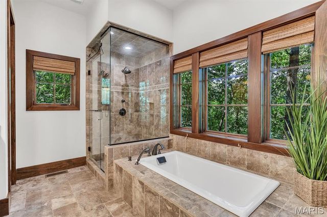 108 Bluffs Place, Eureka, MO 63025