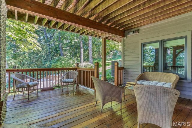 108 Bluffs Place, Eureka, MO 63025