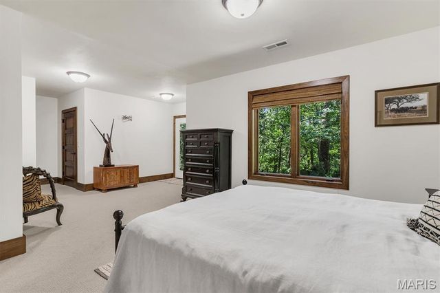 108 Bluffs Place, Eureka, MO 63025